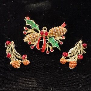 Holiday Pinecone and Holly Jewelry Set in Red, Green & Gold